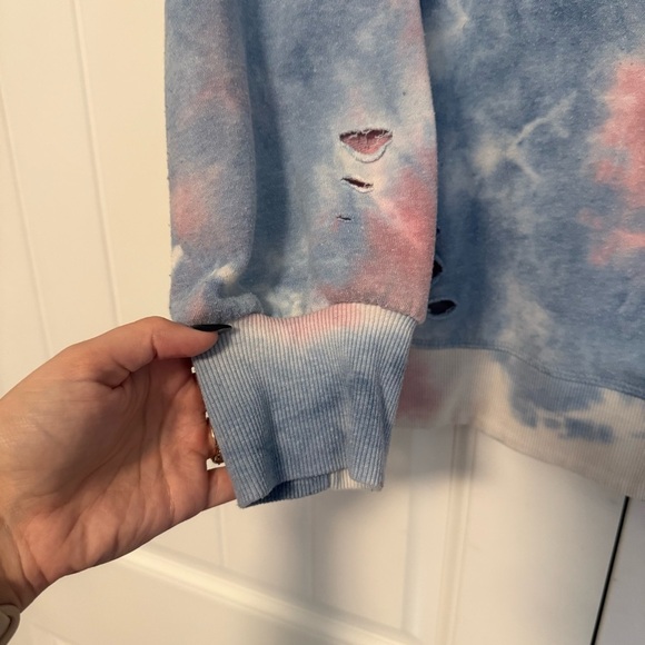 Distressed Multicolored Long Sleeve Top - Picture 2 of 6